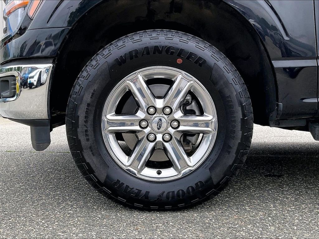 Used 2024 Black Ford XLT image 7