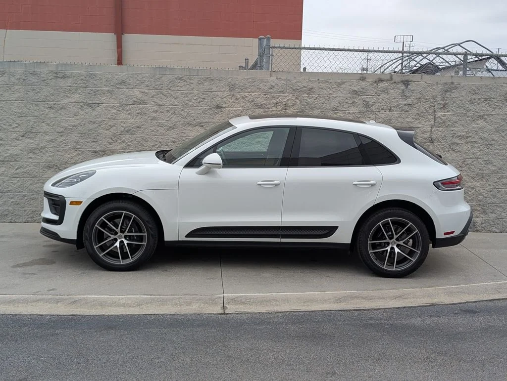 Used 2025 White Porsche  image 2