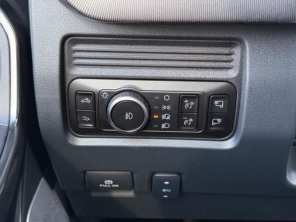 New 2026 Agate Black Metallic Ford F-250® Platinum® image 23