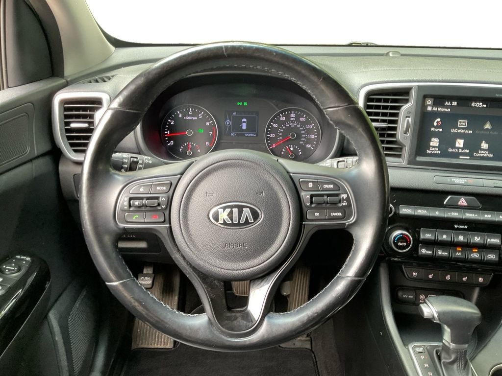 Used 2018 Red Kia EX image 16