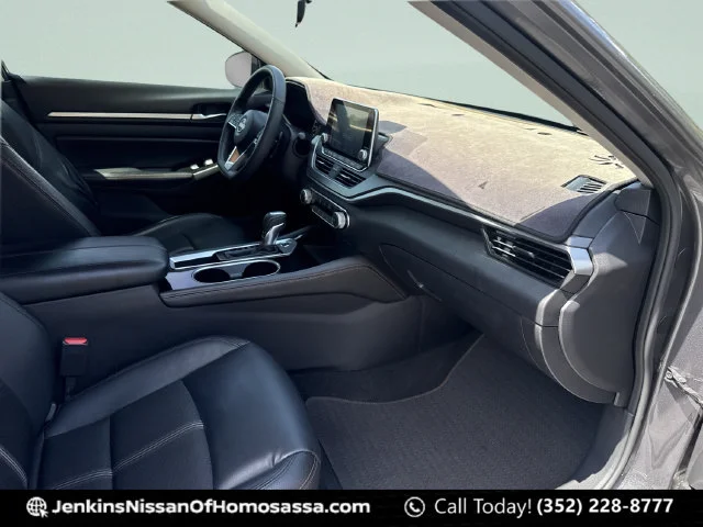 Used 2024 Gray Nissan 2.5 SR image 22