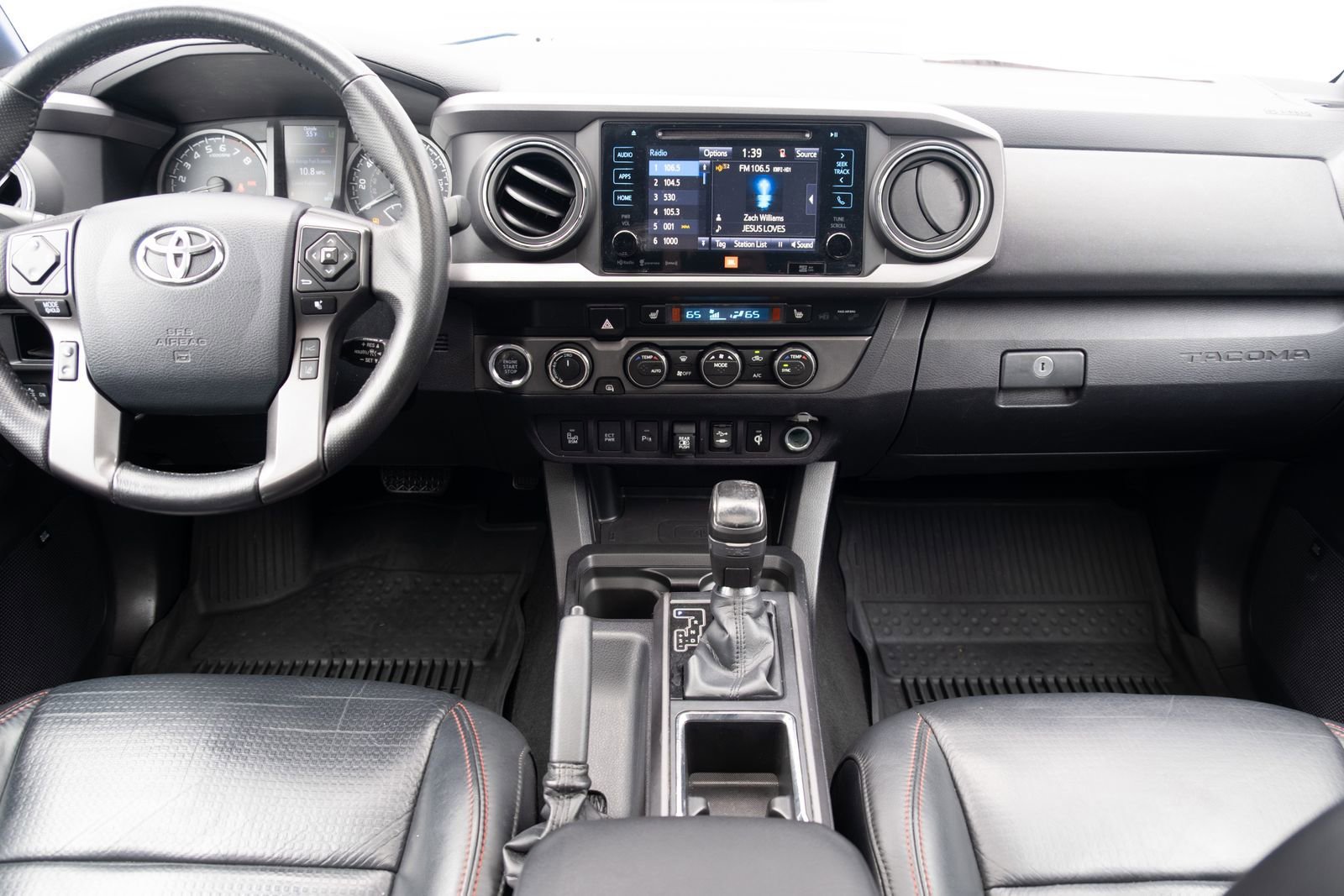Used 2019  Toyota SR image 16