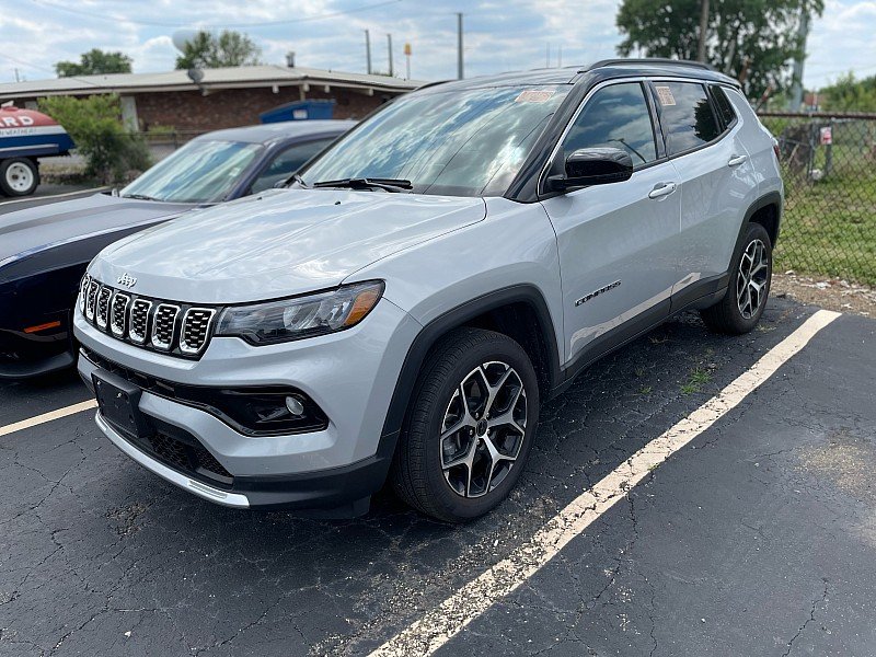 2025 Jeep Compass Limited 4X4's photo