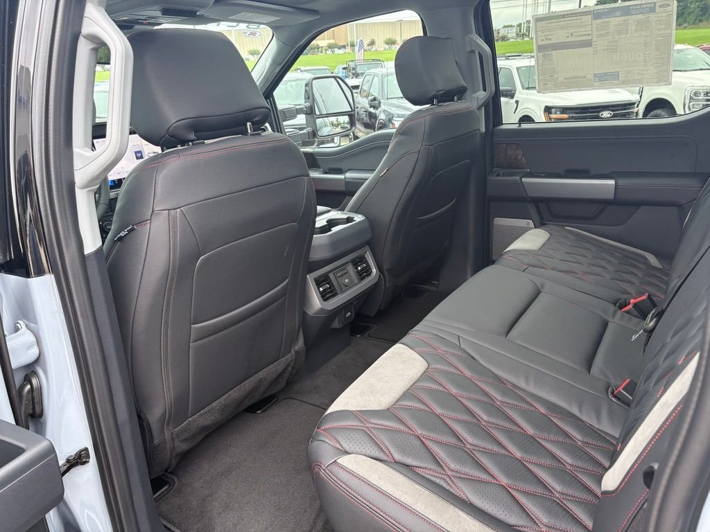 New 2026 Glacier Gray Metallic Tri-Coat Ford F-250® Lariat® image 15