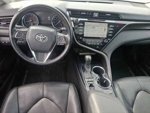 2020 Toyota Camry XLE - Photo 14