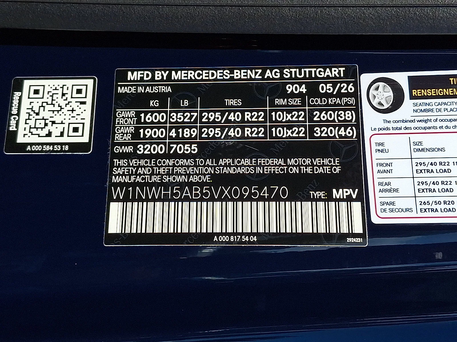 Used 2027 Twilight Blue Metallic Mercedes-Benz AMG® G 63 image 27