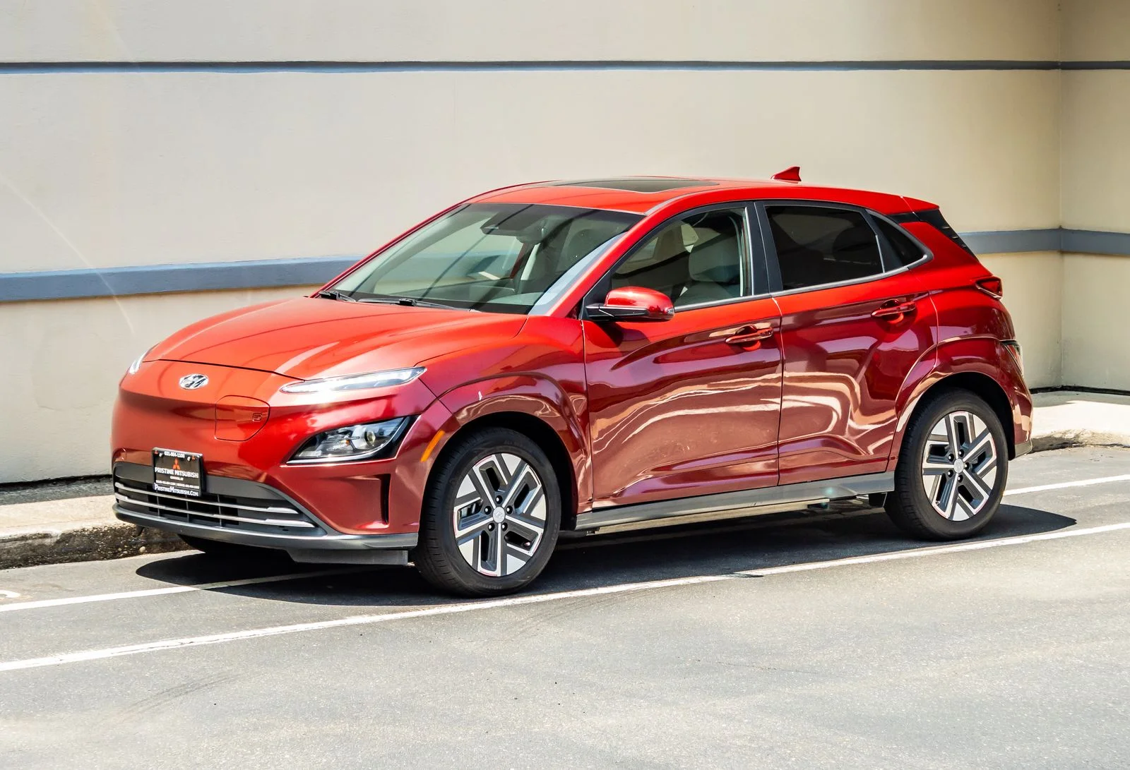 Used 2023 Red Hyundai SEL image 3