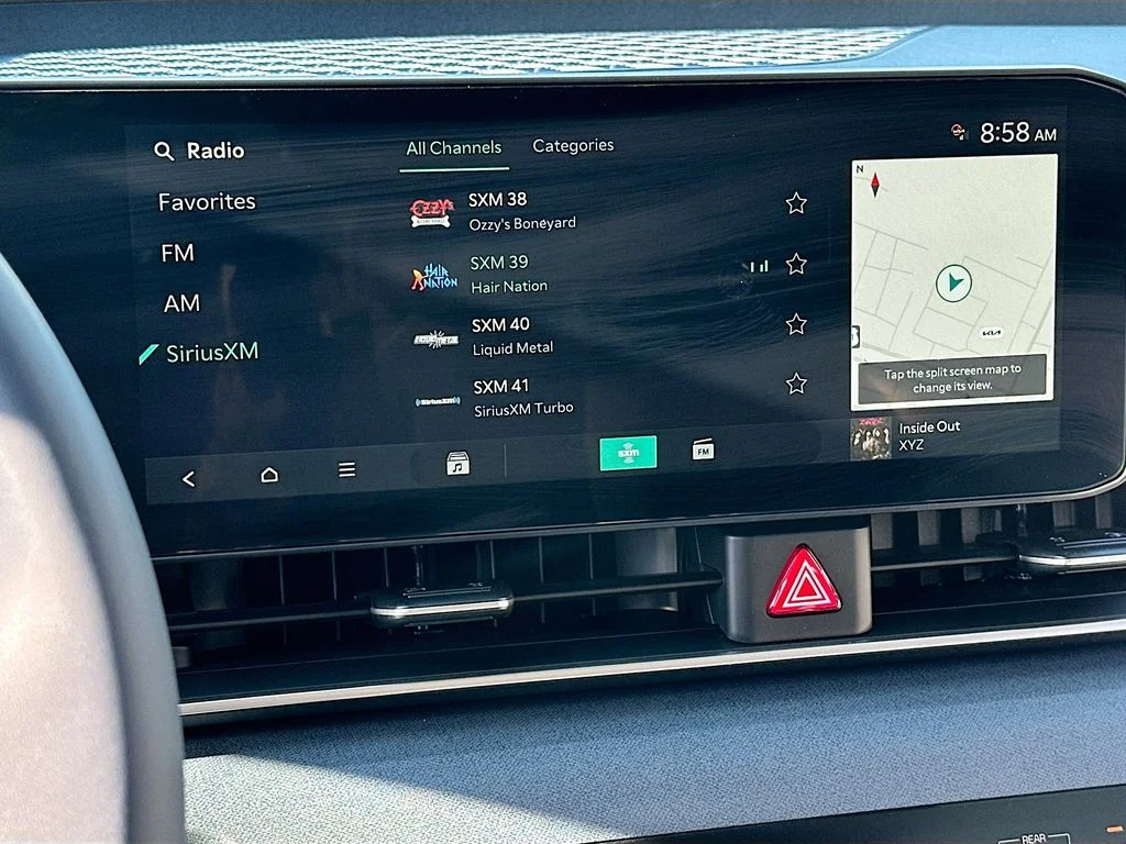 New 2026 Snow White Pearl Kia EX image 15