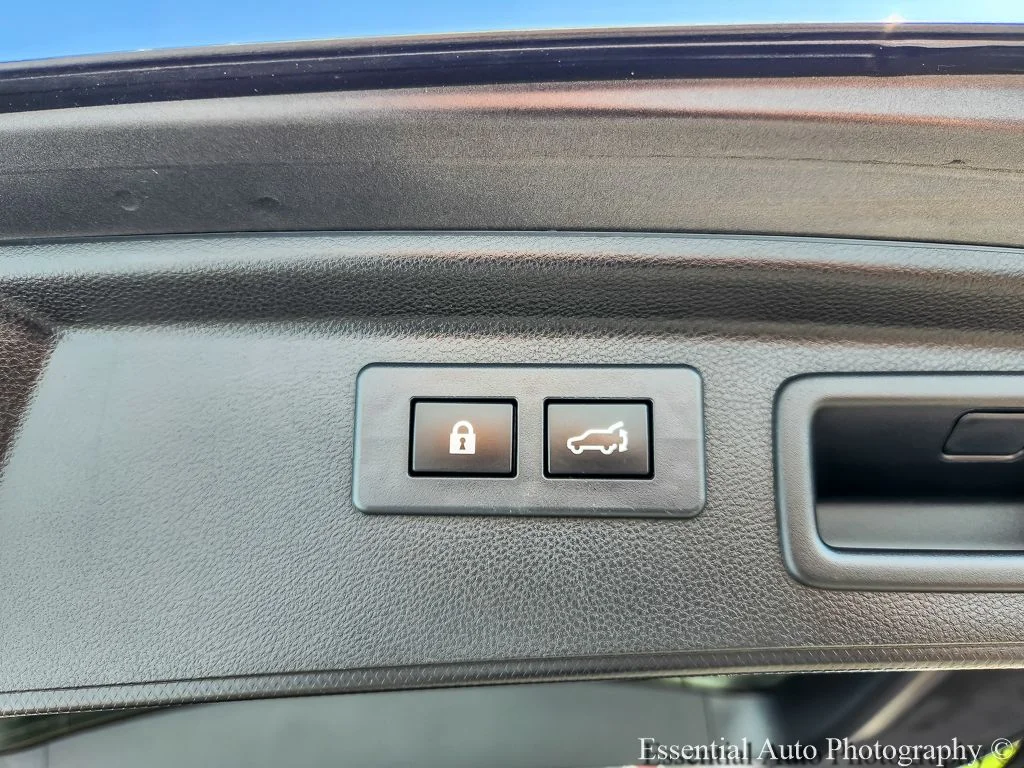Used 2021 Gray Subaru Touring image 20