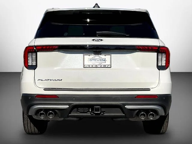New 2027 Star White Metallic Tri-Coat Ford Platinum™ image 47