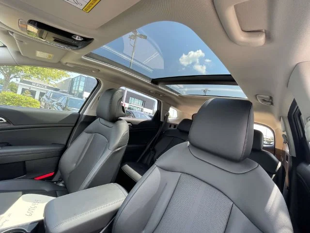 New 2027 Wolf Gray Kia EX image 18