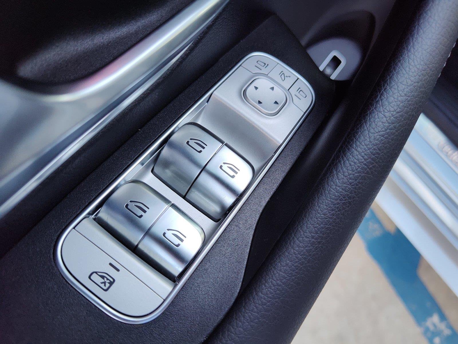 Used 2025 SILVER Mercedes-Benz GLS 450 image 18