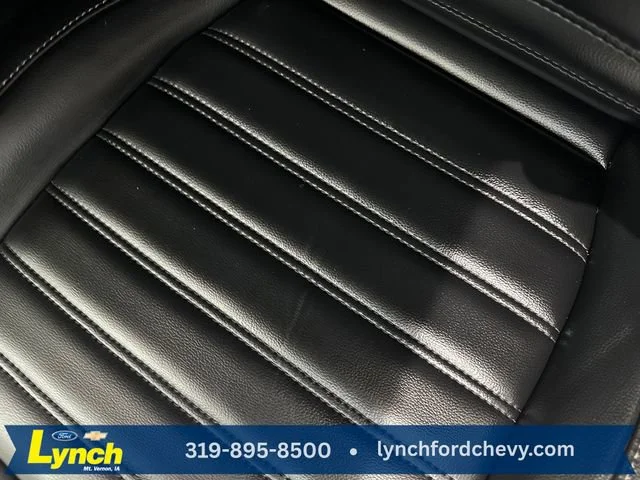Used 2024 Gray Ford SEL image 7