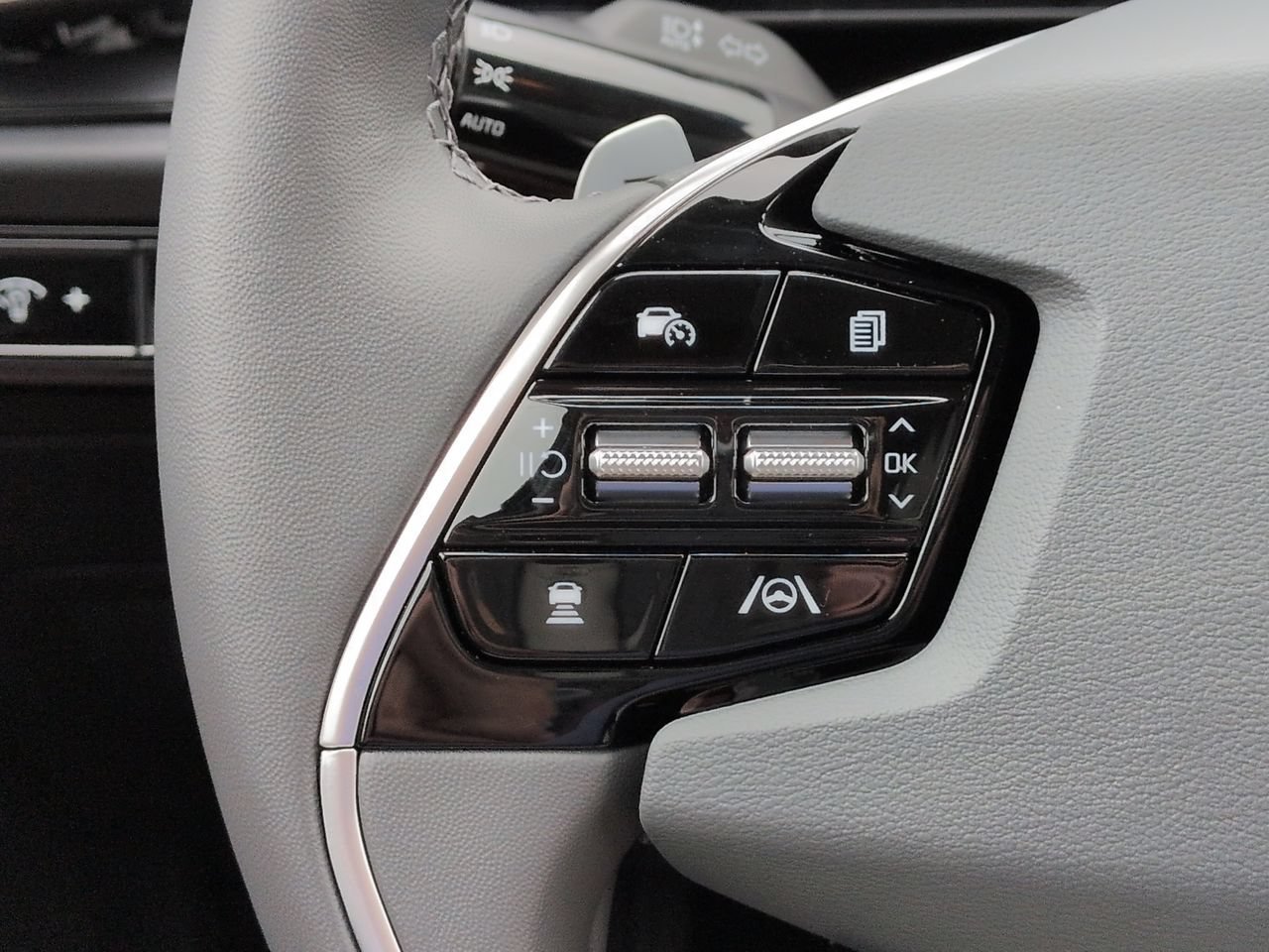 New 2026 Aurora Black Pearl Kia EX image 26