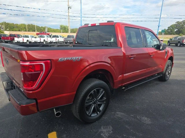 Used 2023 Chili Pepper Red Ford XLT image 5