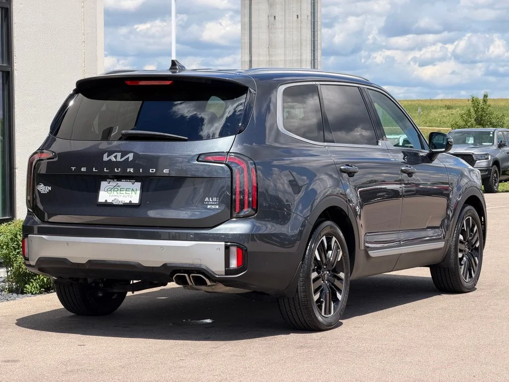Used 2023 Gray Kia SX image 5