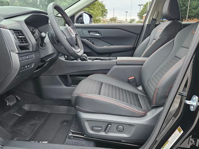 Used 2026 Black Nissan Rock Creek image 5