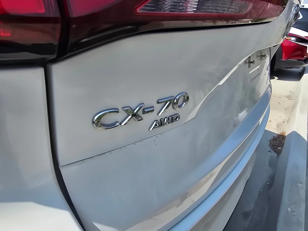 Used 2025 Rhodium White Premium Mazda Premium Package image 10