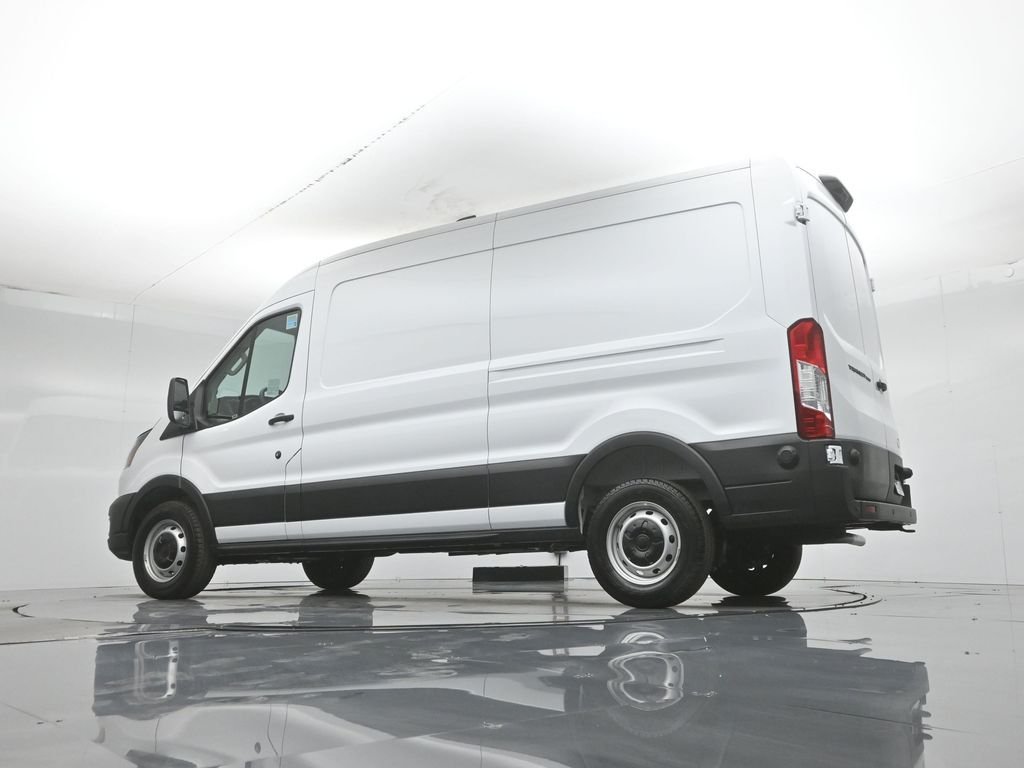 New 2026 Oxford White Ford Base image 48