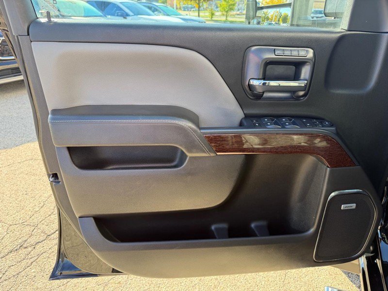 Used 2018 Onyx Black GMC SLT image 19
