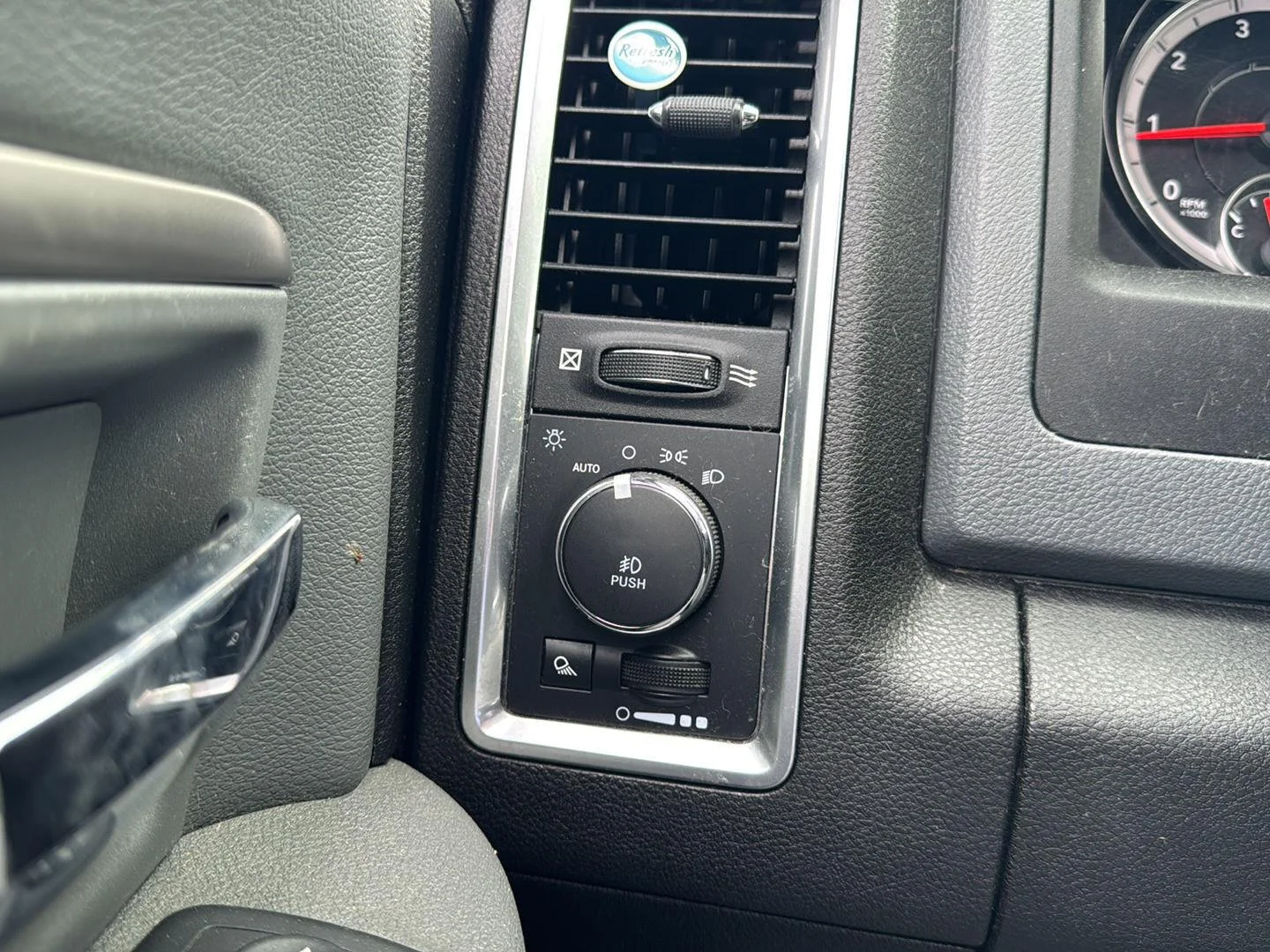 Used 2019 Blue Streak Pearlcoat Ram Warlock image 14
