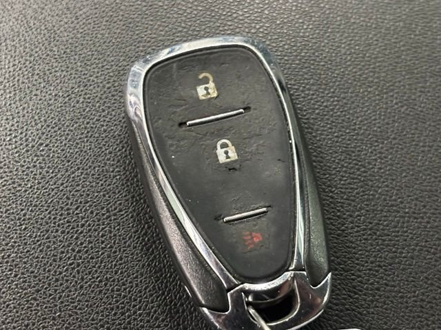 Used 2020 White Chevrolet LS image 31