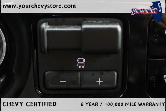 Used 2025 Black GMC SLT image 40