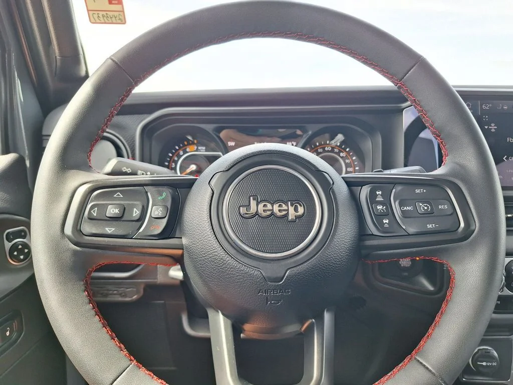 Used 2024 Anvil Clearcoat Jeep Rubicon image 19