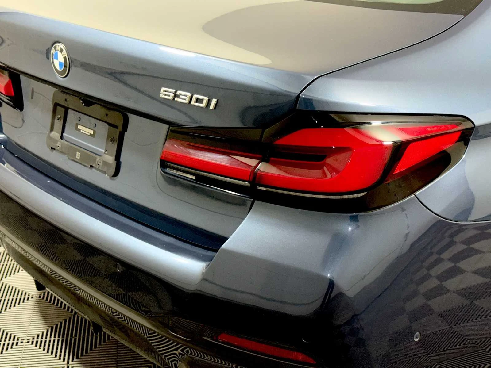 2023 BMW 5 Series 530i - Photo 28