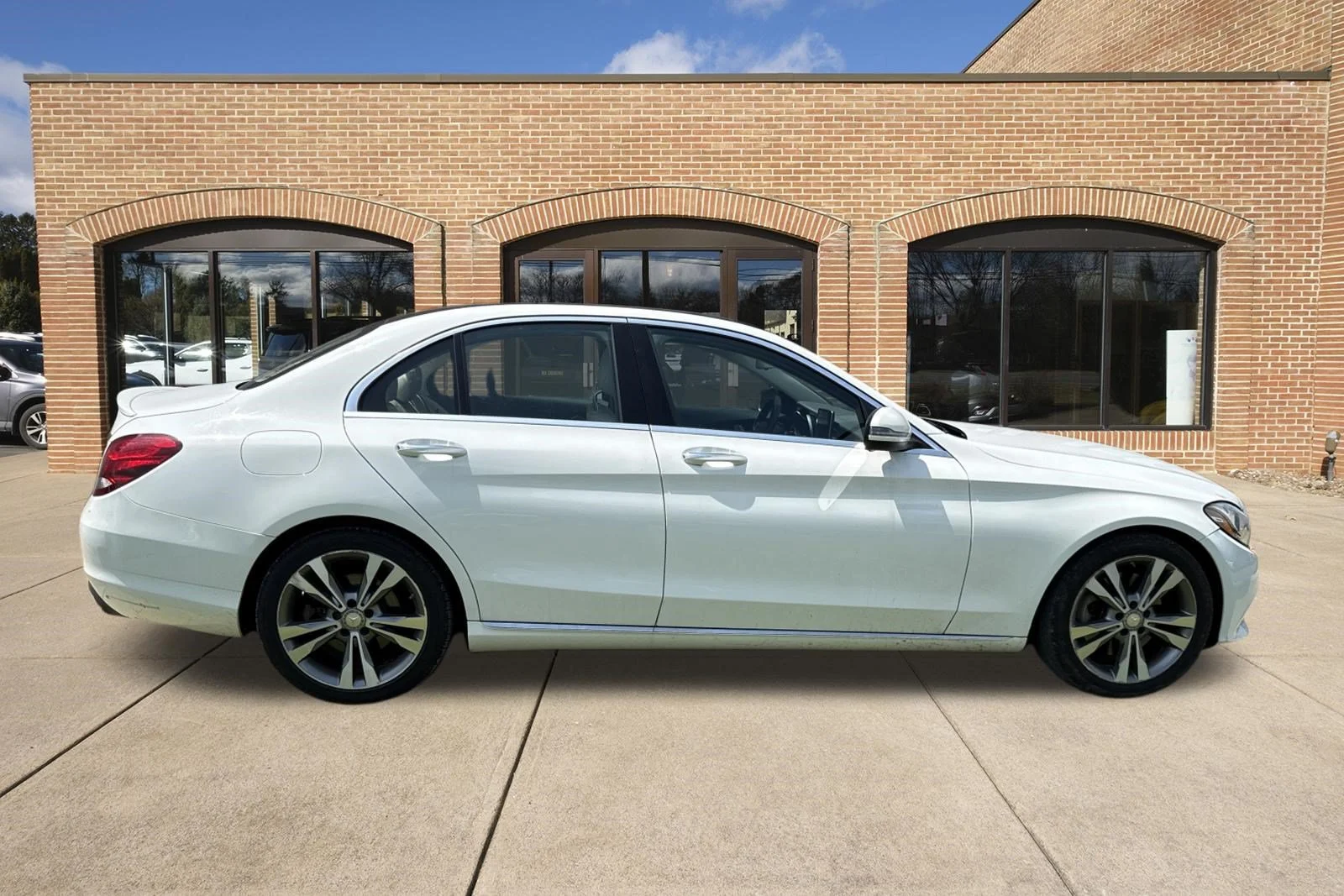 Used 2016 Polar White Mercedes-Benz C 300 image 2