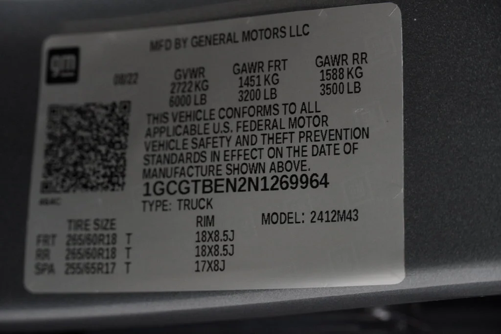 Used 2022 Gray Chevrolet Work Truck image 46