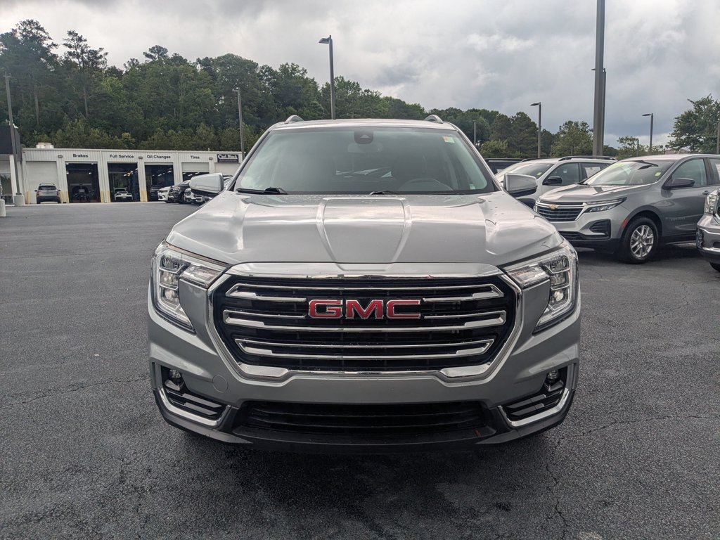 Used 2023 Sterling Metallic GMC SLT image 2