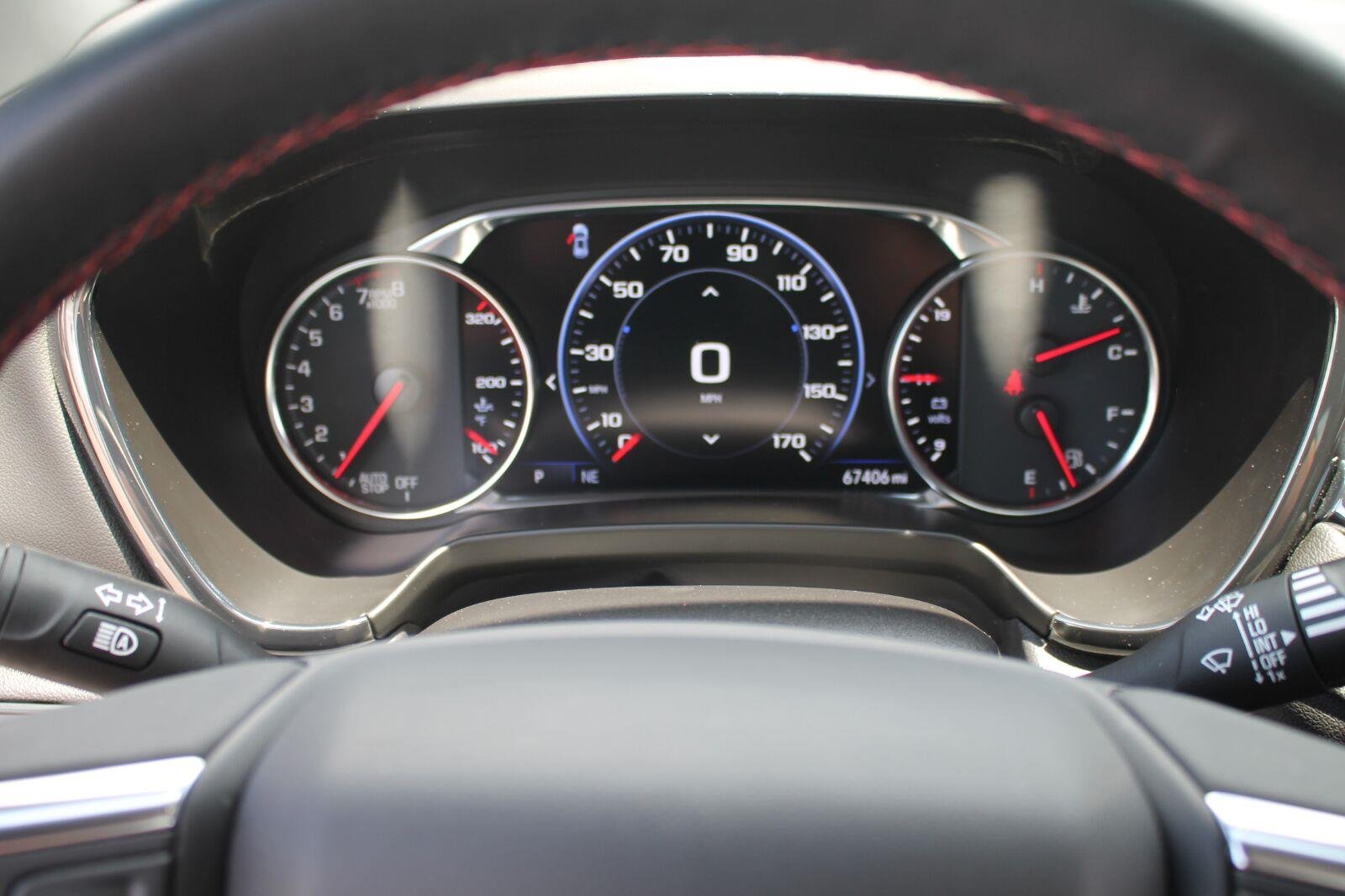 Used 2025 Iridescent Pearl Tricoat Chevrolet RS image 15