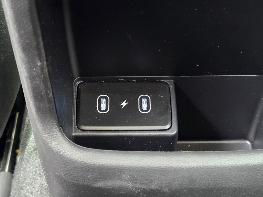 Used 2026 Cyber Gray Metallic Hyundai Limited image 17