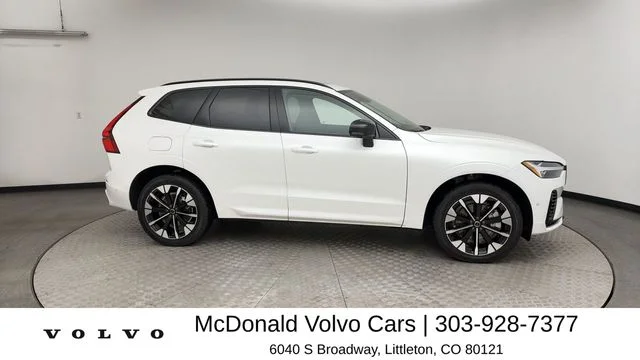 2026 Volvo XC60 Plus - Photo 9