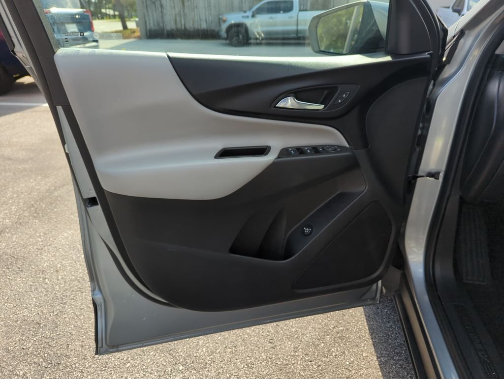 Used 2024 Gray Chevrolet LT image 17