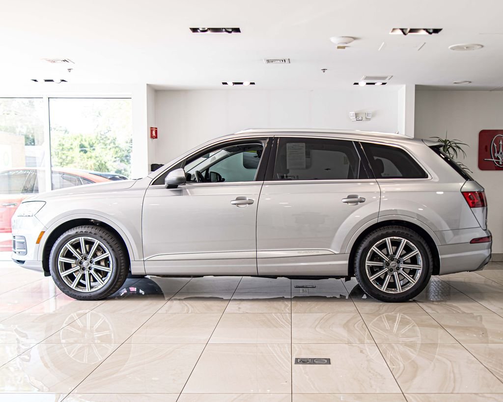 Used 2018  Audi 3.0T Prestige image 6