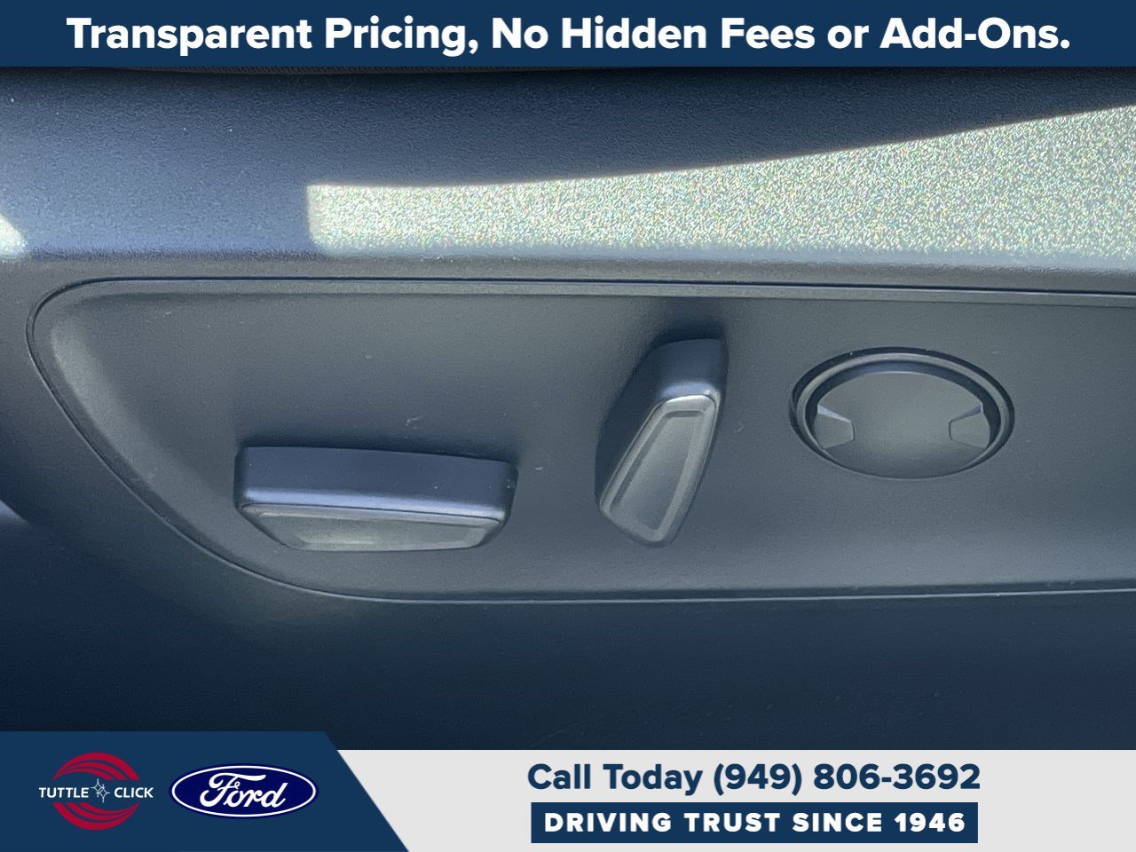 Used 2020  Ford Titanium Hybrid image 33