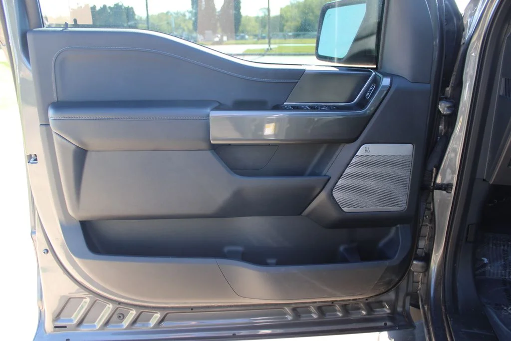 Used 2023 Gray Ford XLT image 41