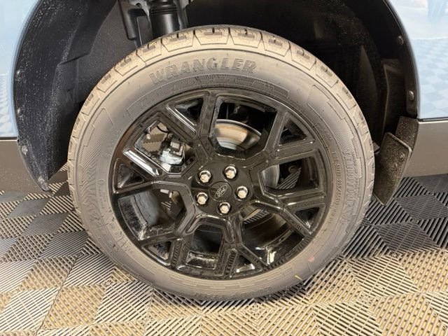 New 2026 Azure Gray Metallic Tri-Coat Ford XLT image 44