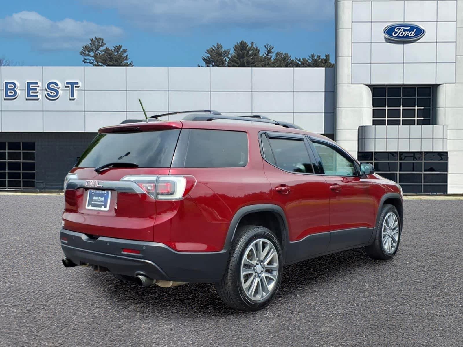 Used 2018 Crimson Red Tintcoat GMC SLT image 8