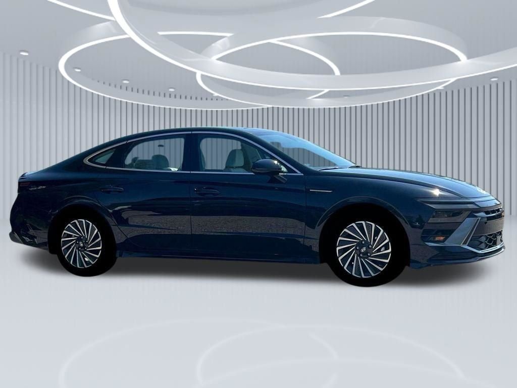 2025 Hyundai Sonata Hybrid SEL - Photo 29