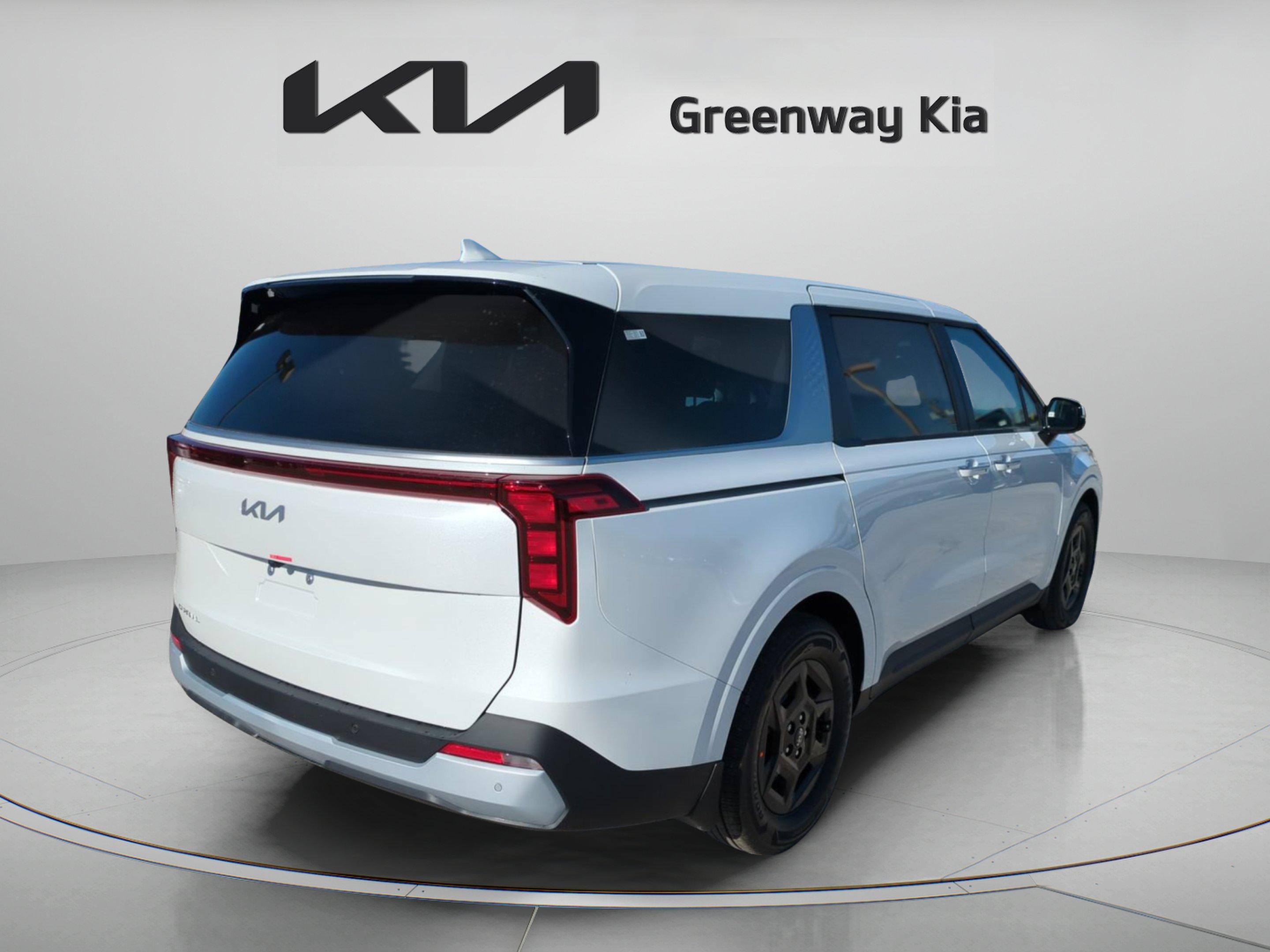 New 2026 Snow White Pearl Kia LXS image 8