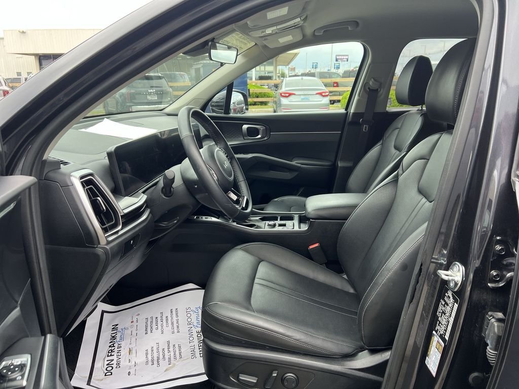 Used 2025 Gray Kia S image 11