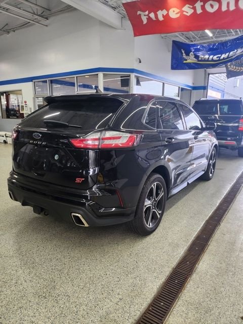 Used 2022 Agate Black Metallic Ford ST image 2