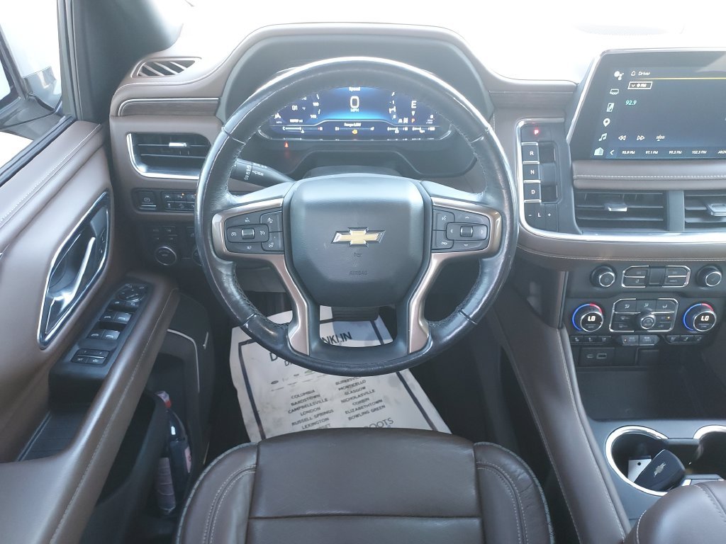 Used 2022 White Chevrolet High Country image 16