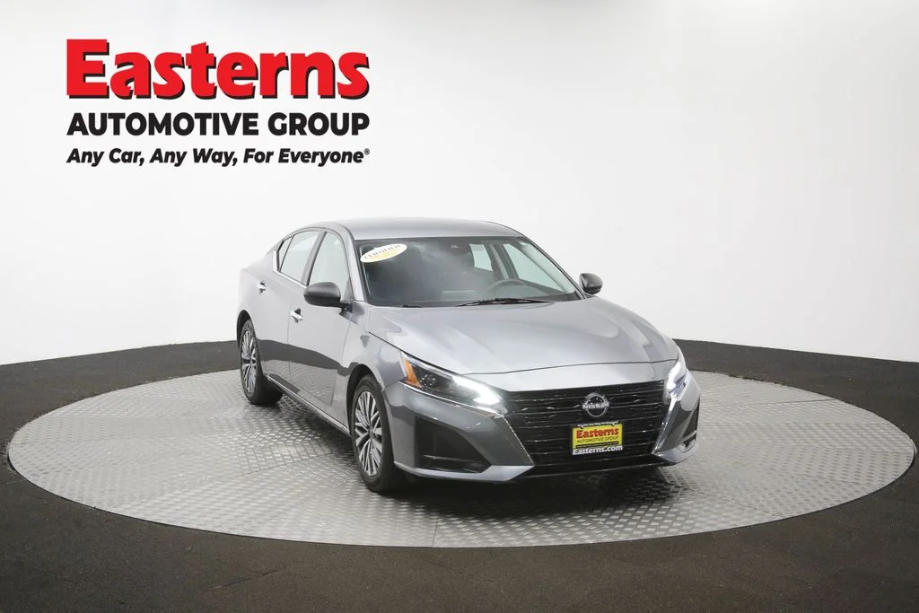 Used 2025 Gray Nissan 2.5 SV image 50