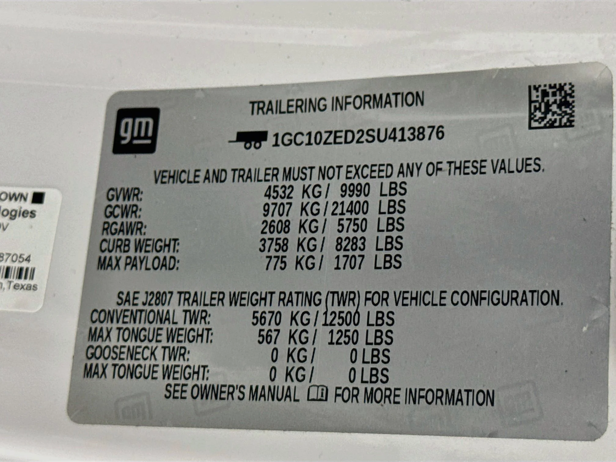 Used 2025 Summit White Chevrolet LT - Extended Range image 34