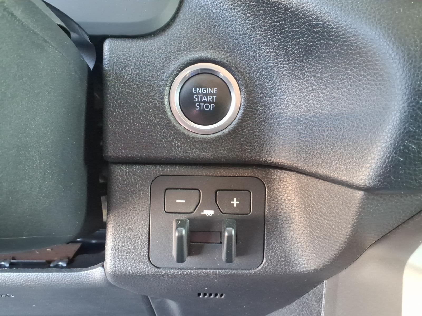Used 2024 Ice Cap Toyota SR5 image 22