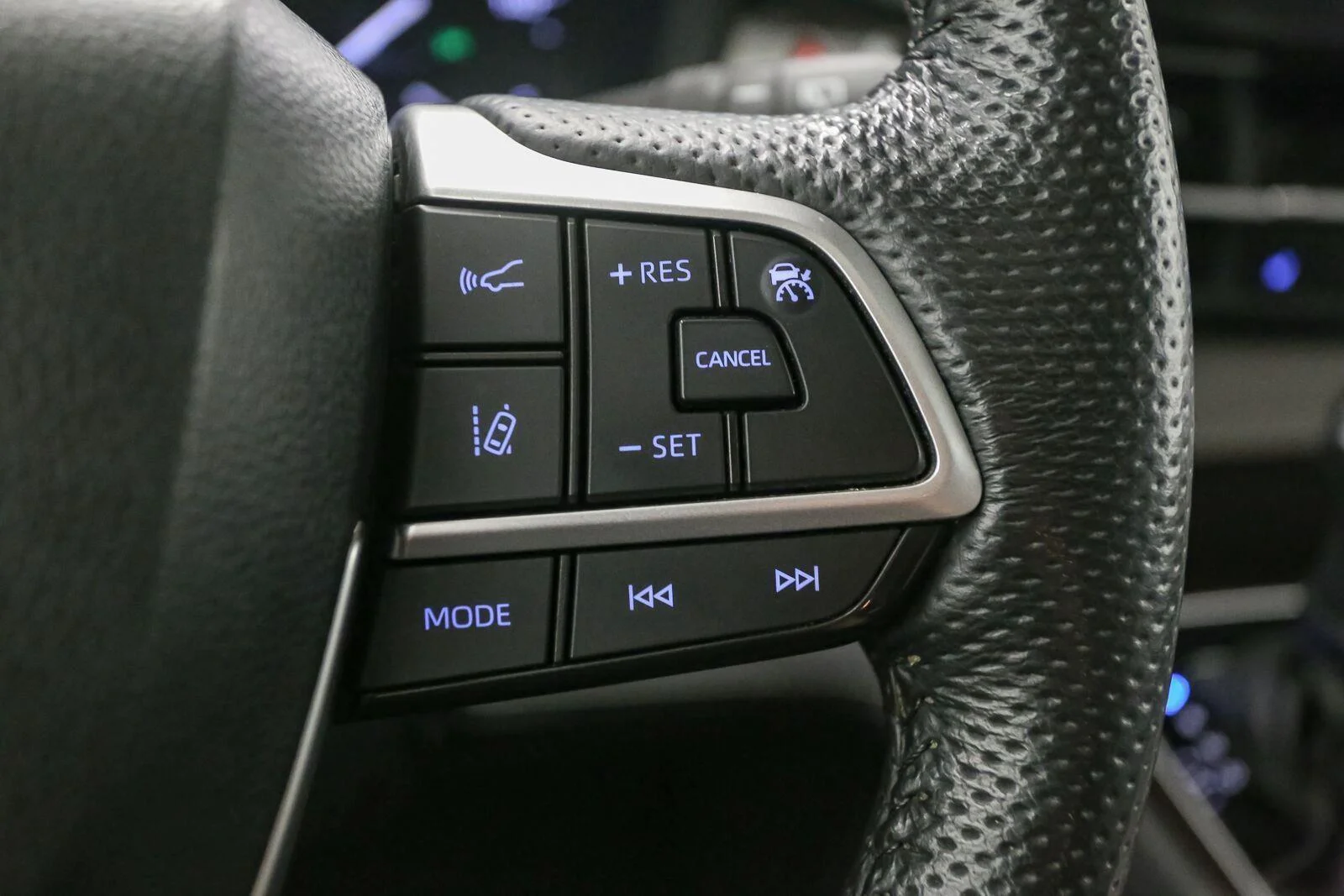 Used 2024 GY Toyota XLE image 34